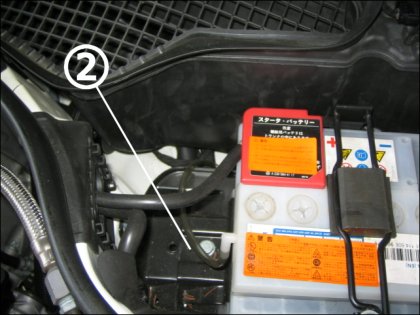 ベンツW221のバッテリー交換方法10